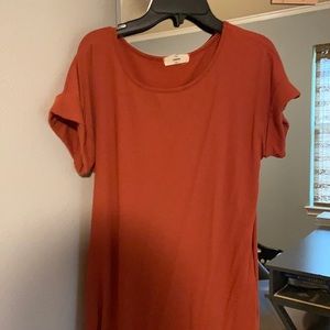 Pink lily t-shirt dress